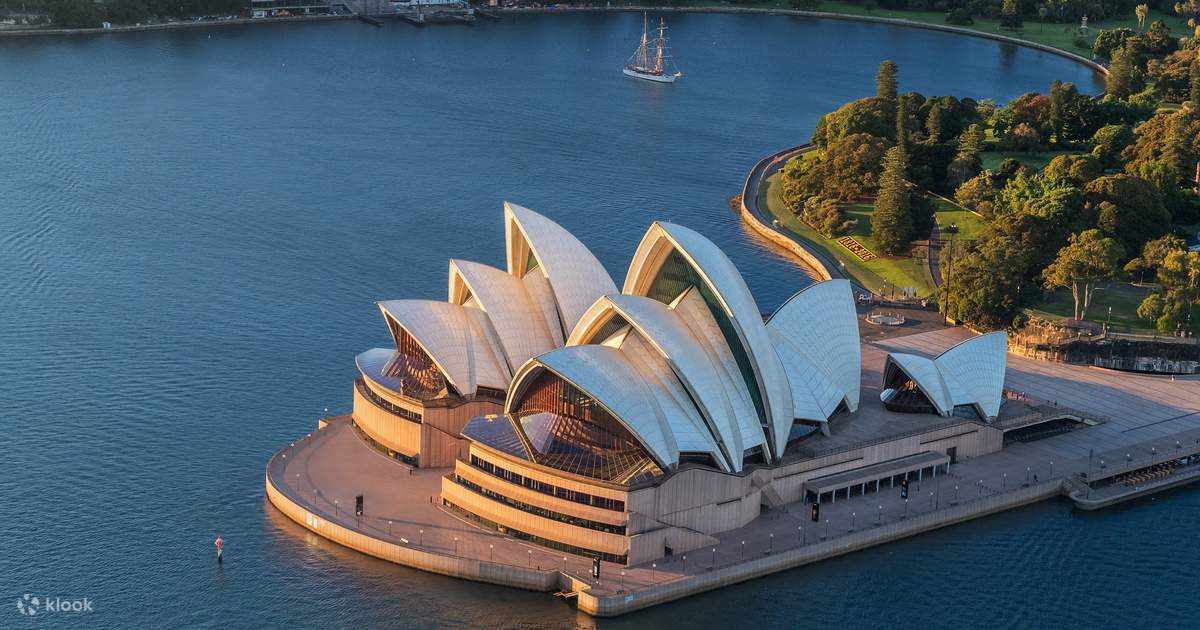 ทัวร์เดินชมซิดนีย์โอเปร่าเฮาส์ (Sydney Opera House) พร้อมไกด์ทัวร์